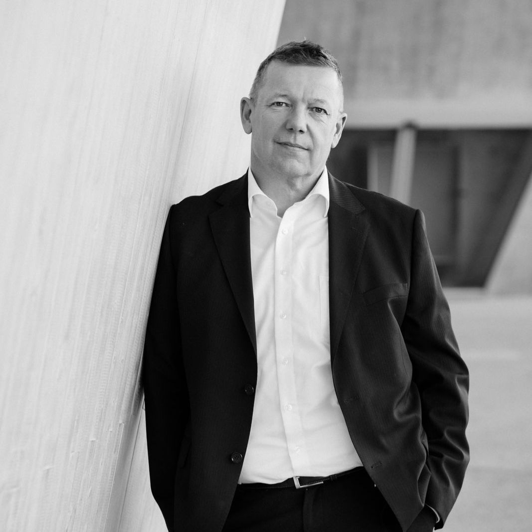 CEO Stefan Wagner im Anzug